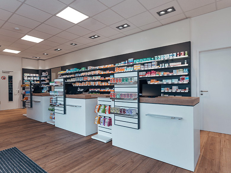 farma-plus Apotheke Gladbeck - Referenzen - Wiemer Einrichtungen
