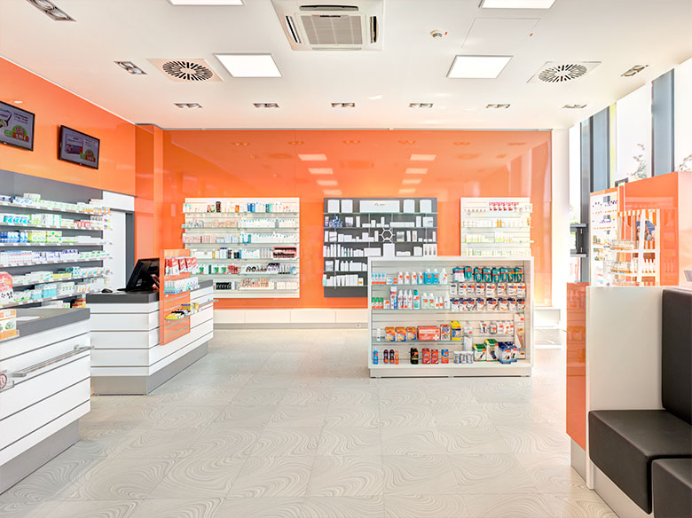 farma-plus Apotheke - Referenzen - Wiemer Einrichtungen