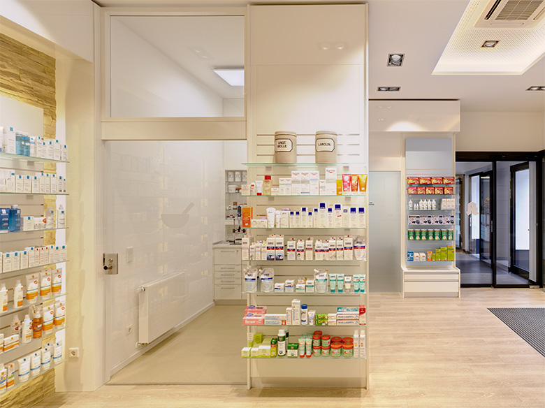 Hansa-Apotheke - Referenzen - Wiemer Einrichtungen