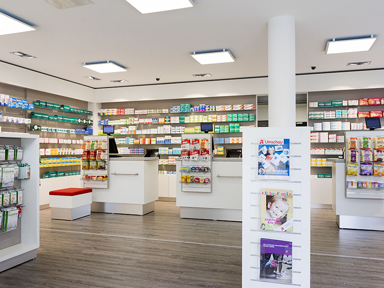 Schiller-Apotheke - Referenzen - Wiemer Einrichtungen