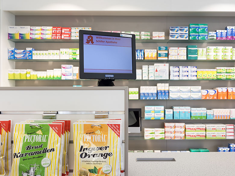 Schiller-Apotheke - Referenzen - Wiemer Einrichtungen